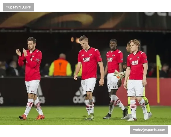 牛津联主场0比1负斯旺西 深陷降级区形势严峻